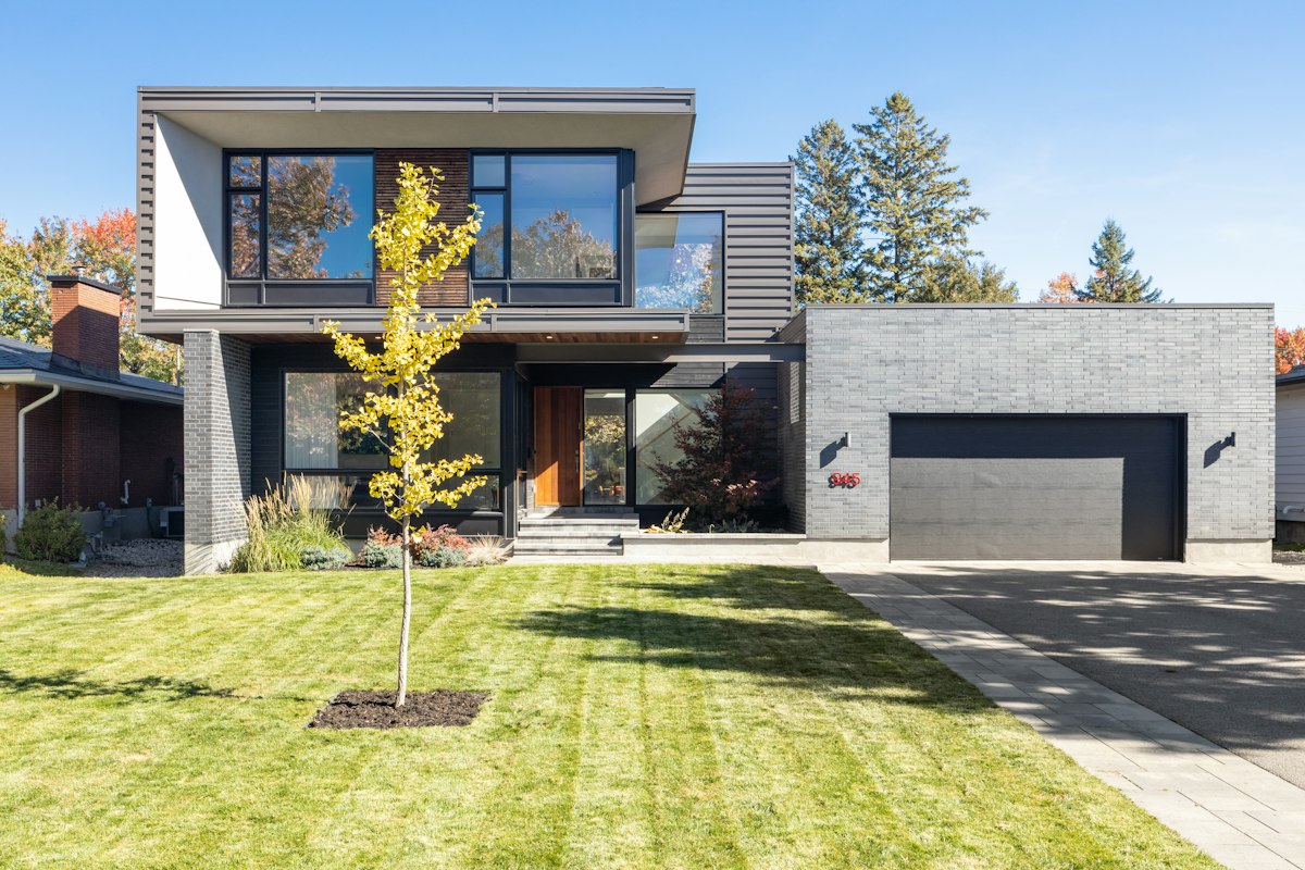 Strategizing a Full Exterior Home Remodel for Maximum Appraisal Value