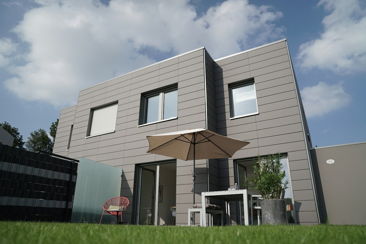 Why Choose Composite Cladding Panels For Residential Homes