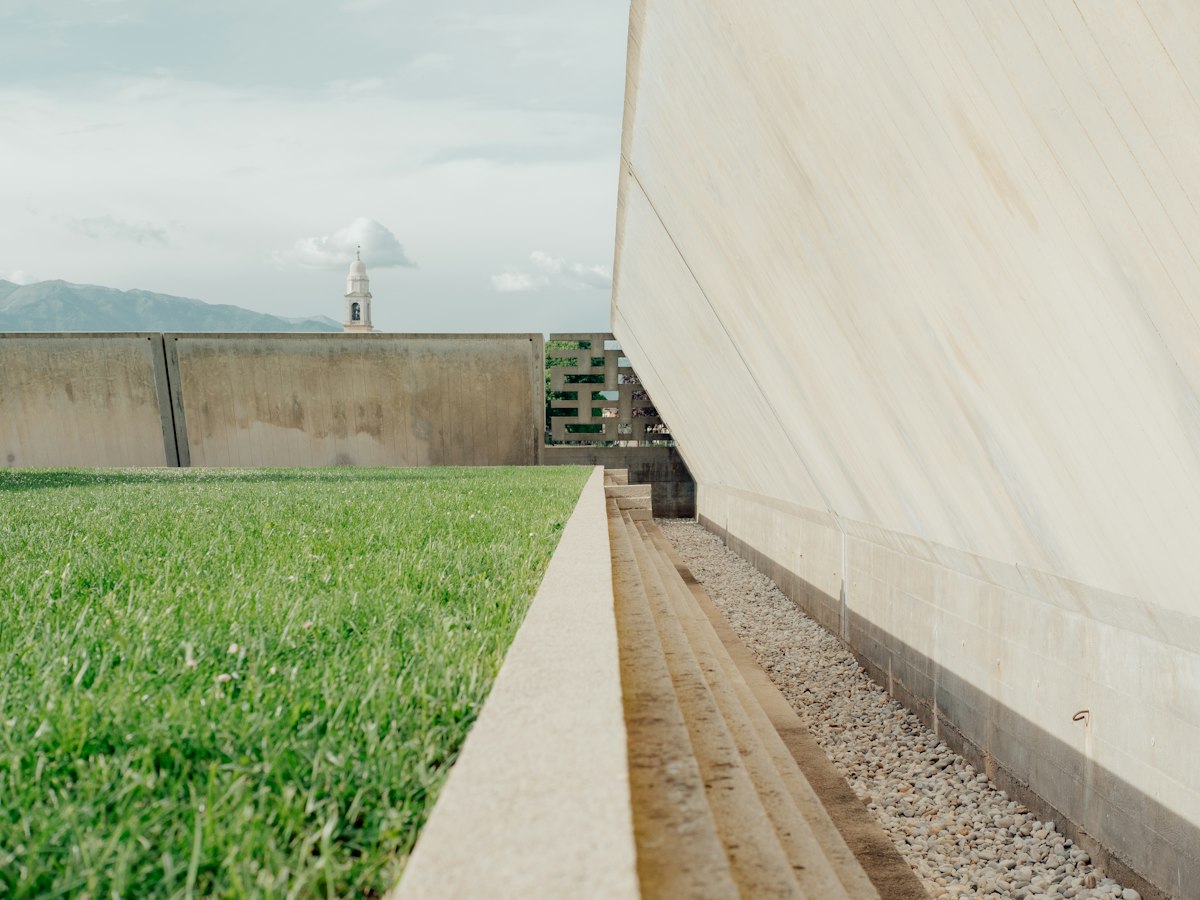 Structural Concrete Retaining Wall Engineering Requirements Explained