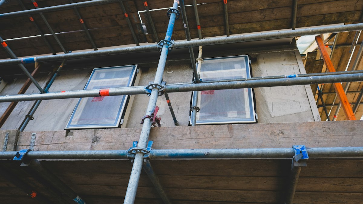 Boost Your Home's Efficiency: Installing Rigid Foam Insulation Under Siding