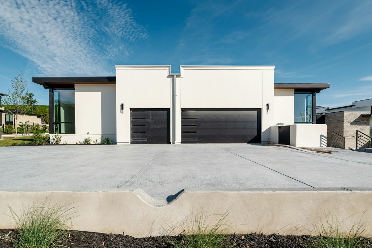 Heavy Duty Driveway Drainage: Mastering Trench Drain Installation for High-Traffic Zones